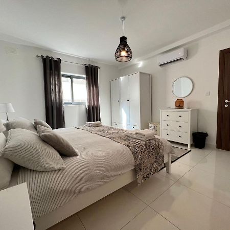 Brand New Apartment 2 Mins From Seafront St. Paul's Bay Esterno foto