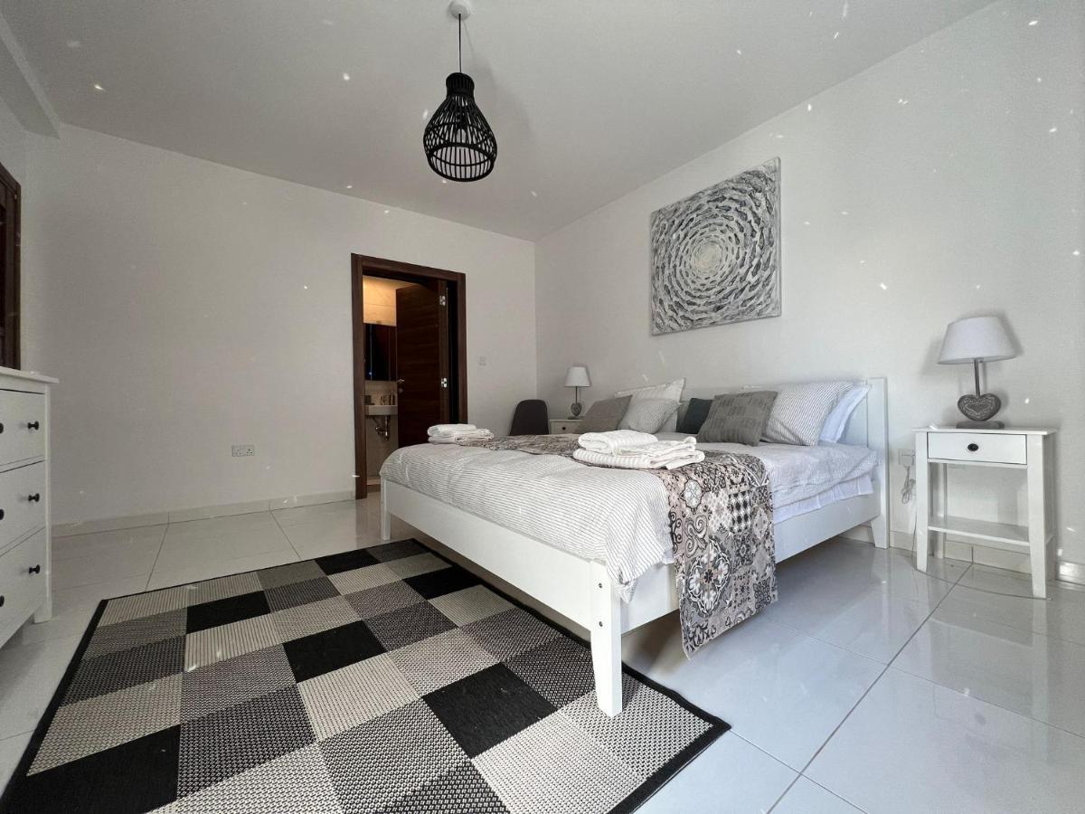 Brand New Apartment 2 Mins From Seafront St. Paul's Bay Esterno foto